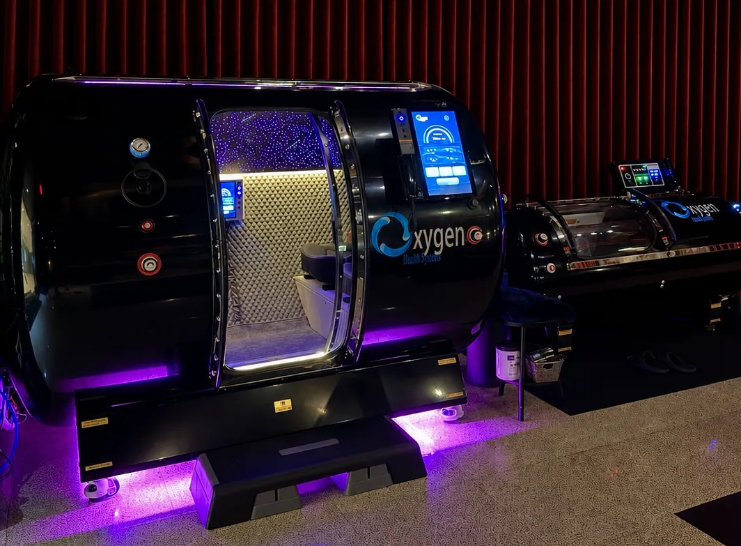 Hyperbaric oxygen therapy chambers at Healthspan in Brickell, Miami